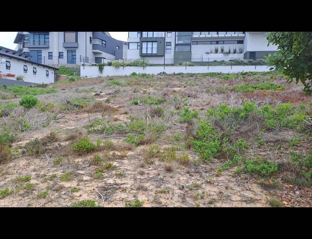 LAND FOR SALE IN STILBAAI EAST